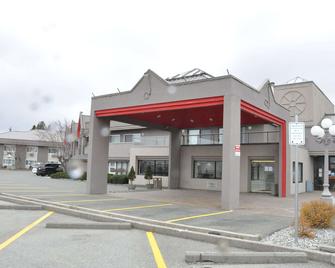 Ramada by Wyndham Abbotsford - Abbotsford - Rakennus