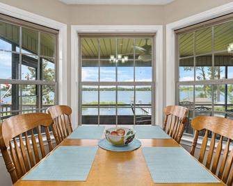 Florida Lake House on Silver Lake near Panama City Beach, FL & Marianna, FL - Marianna - Їдальня
