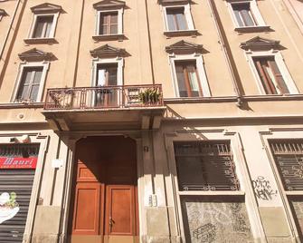 Joivy Light Isola Studio - Milano - Edificio
