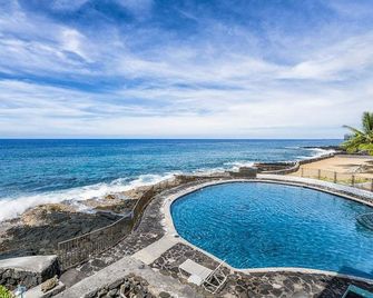 Casa de Emdeko 216 - Kailua-Kona - Pool