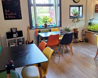 The Toothless Mog - Todmorden - Restaurant
