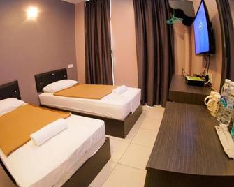 Ck Hotel - Lumut - Soverom