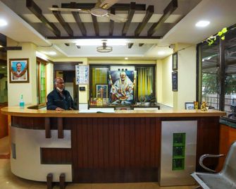 Hotel Sai Krupa - Shirdi - Front desk