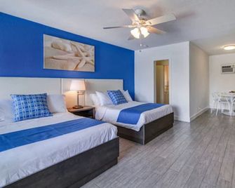 Blue Strawberry by the Sea - Lauderdale-by-the-Sea - Chambre
