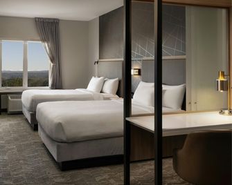 Hotel Vista Sierra - Auburn - Schlafzimmer