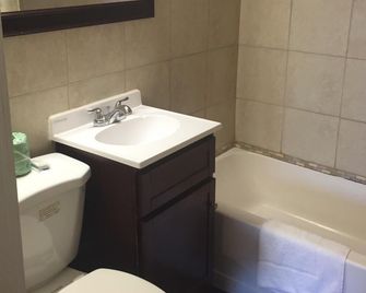 Royal Inn - Tonawanda - Baño