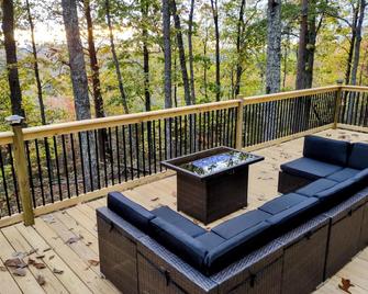 Tiny Home Big View - Knoxville - Balcony