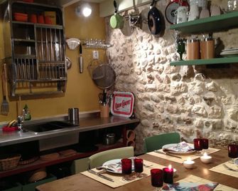Charming House In Yport 300 Meters Seaside Sun Terrace Gardens - Yport - Restaurante