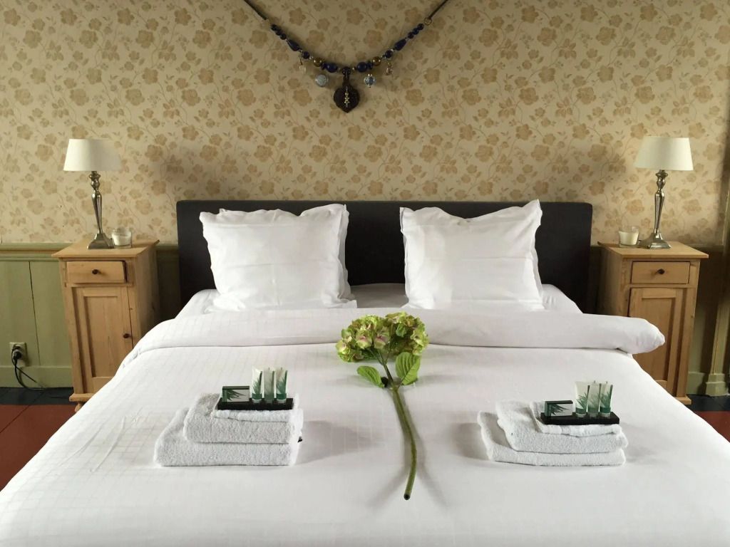 Stay overnight at Windmill Village Zaanse Schans - Amsterdam