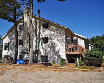 Redfox Waterview, Newfound Lake - Bristol - Edificio