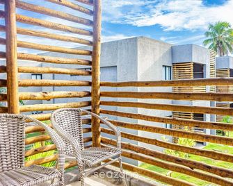 CVP - Condomínio c/ piscina perto da Praia do Patacho - Porto de Pedras - Balcon