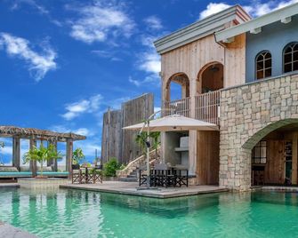Whale Tails - Oranjestad - Piscina