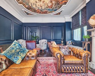 ذا لرانس - Londonderry - ردهة