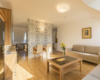 Vienna Grand Apartments City - וינה - סלון