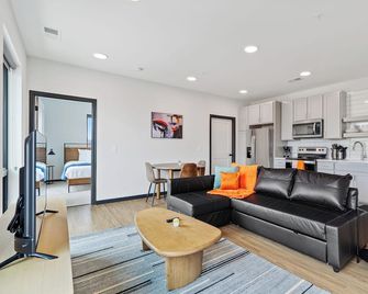 CozySuites at Block20 - Indianapolis