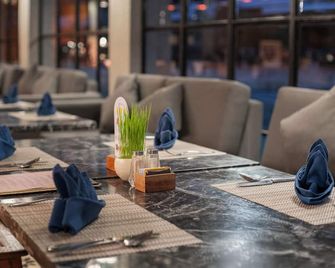 Swarga Suites Bali Berawa, Marclan Collection - North Kuta - Restaurant