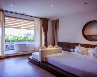 كوتشين زين هوتل - هوتشي مين سيتي