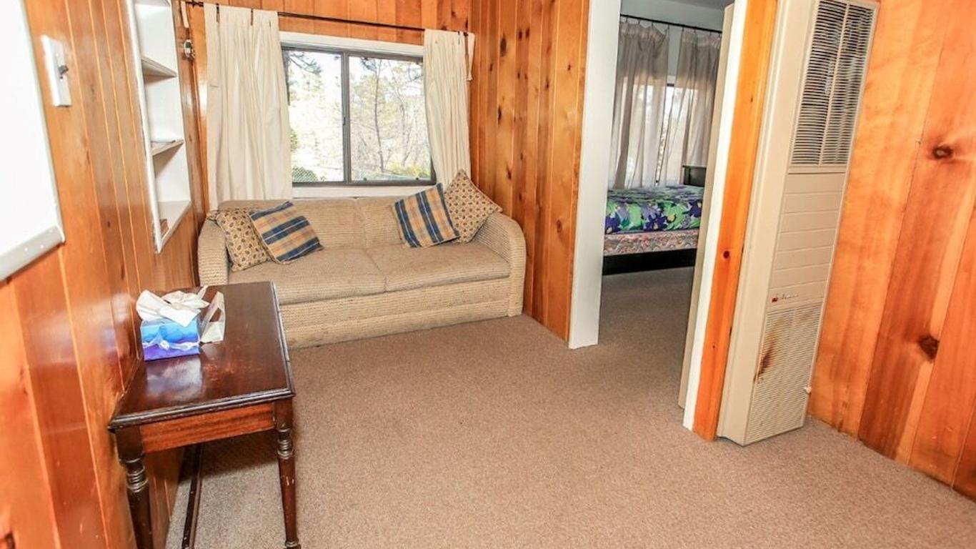 Blue Jay Cabin