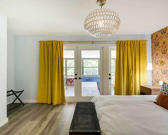 'Chateau Relaxo' Homosassa Riverfront Cottage! - Homosassa - Bedroom