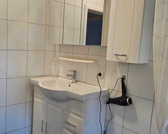 Komfortable 3-Zimmer-Wohnung in Neubeckum - Werle - Baño