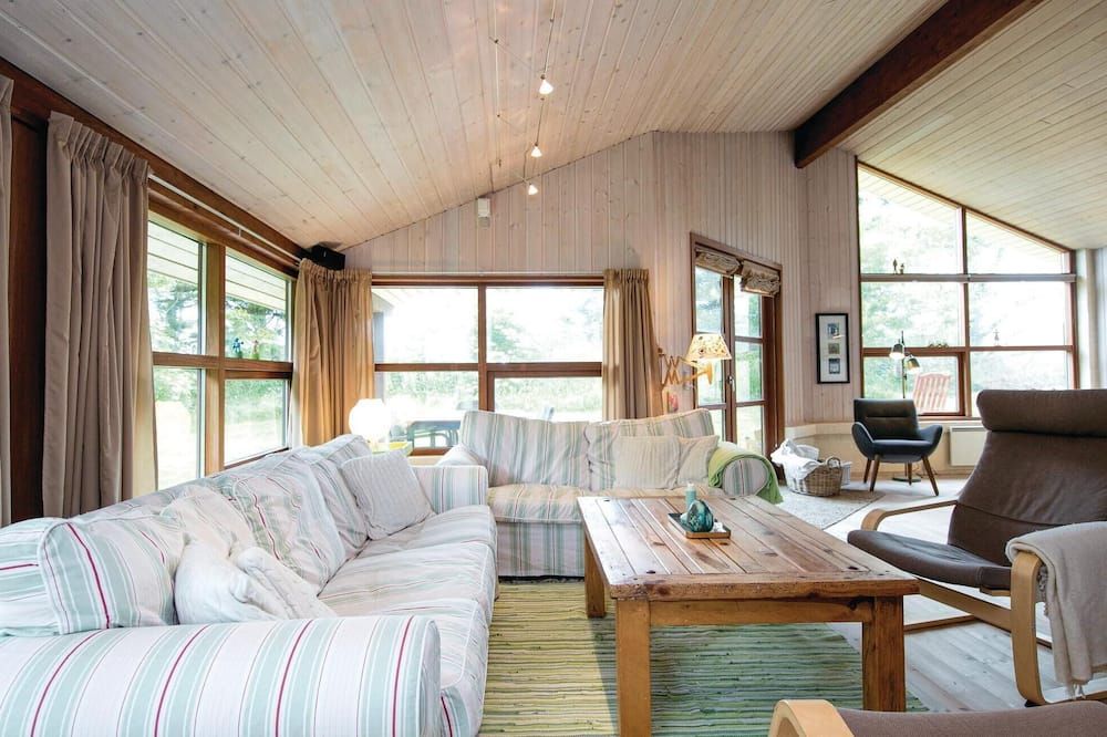Three-Bedroom Holiday Home In Hjorring – Lonstrup