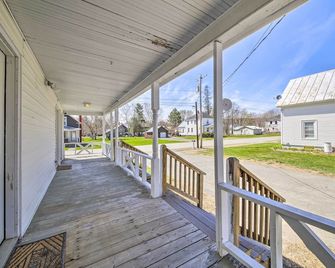 Bright Bingham Apt: Hunt, Atv & River Raft! - Bingham - Balcón