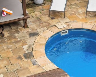 Southview Boutique Guest House - Bulli - Pool