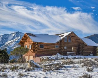 Viewside Cabin with Expansive Views - Buena Vista - Building