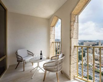 Leonardo Plaza Hotel Jerusalem - Jerusalem - Balcony