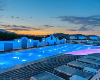 Apollo Hotel 1 - Kavros - Pool