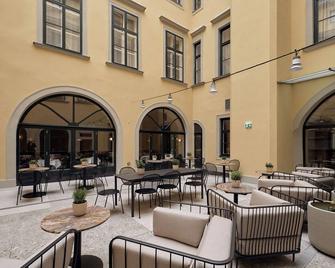 Hotel Palais Mailberger Hof - Vienna - Patio