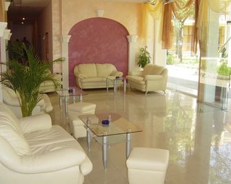 Mpm Royal Central - Nesebar - Σαλόνι ξενοδοχείου