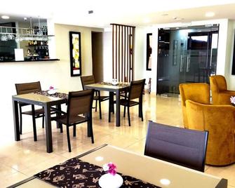 سكاينا هوتل لواندا - لواندا - مطعم