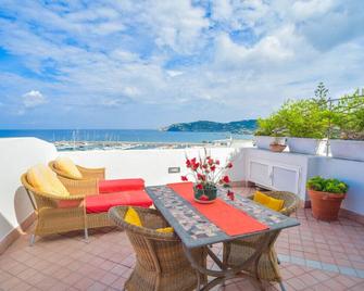 Hotel Terme Zi Carmela - Forio - Balkon