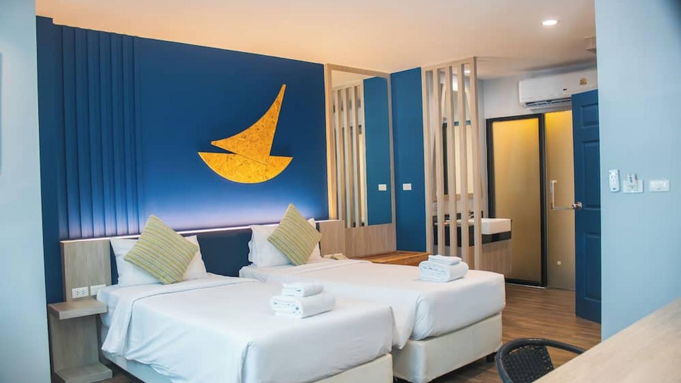 The Blue Pearl Kata Hotel