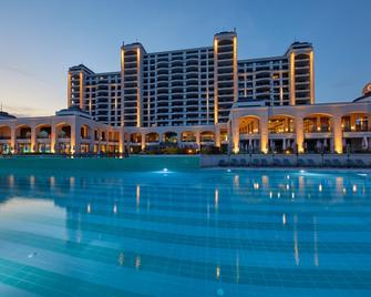 Secrets Sunny Beach Resort And Spa - Sunny Beach - Byggnad