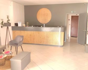 Smaragda Hotel - Marathokampos - Front desk