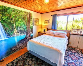 Hamakua Guesthouse - Pepeekeo - Habitación