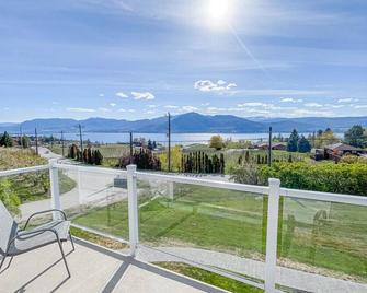 Cherry View Cottage (Nightly Rental Approved) - Penticton - Balcony