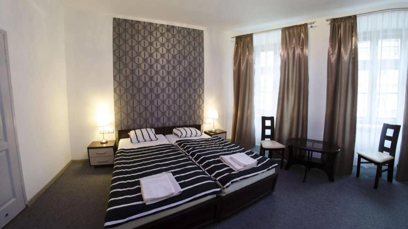 Brama Hostel
