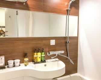 Hotel Livemax Toyama - Toyama - Baño