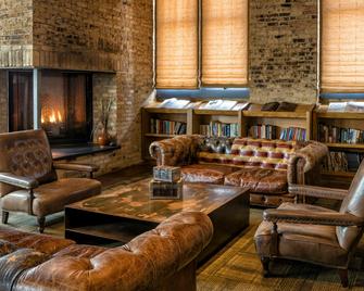 The Iron Horse Hotel - Milwaukee - Lounge