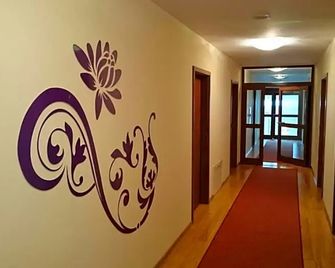 Hotel Restauracja Ksiezycowa - Siedlce - Gang