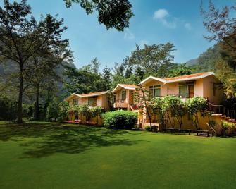 Corbett River Creek By Harmony Hotels & Resorts - Rāmnagar - Bedroom