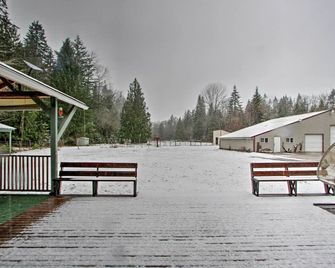 Packwood Getaway w/ Game Room, Grill & Patio - Packwood - Toà nhà