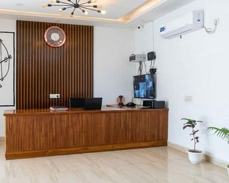 Hotel Rameshwaram Inn - Prayagraj - Rezeption