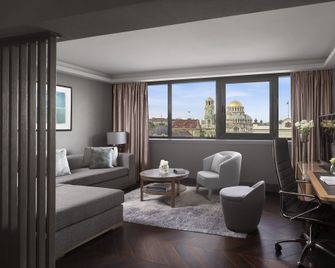 Intercontinental Hotels Sofia By IHG - Sofia - Living room