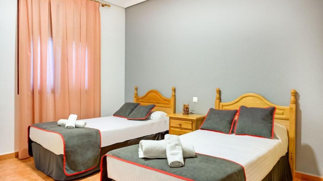 Hotel Restaurante Mr by OYO Rooms