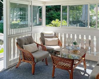 5 Person Holiday Home In Sölvesborg-By Traum - Sölvesborg - Obývací pokoj