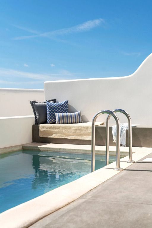 Chora Kythnos Suites adults only